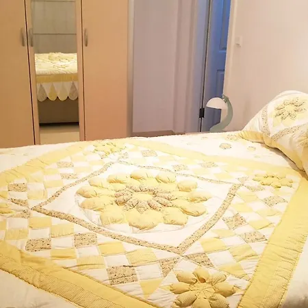 Denize 150 Metre Daire Алания